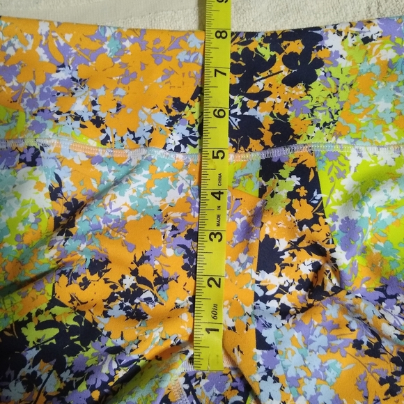 FABLETICS floral print PowerHold capri leggings, S - Picture 11 of 14